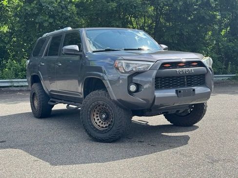 Used 2016 Toyota 4Runner SR5 AWD/4WD image 1