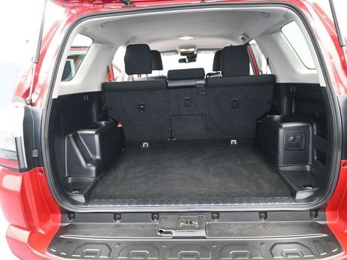 Used 2024 Toyota 4Runner TRD Off-Road image 8