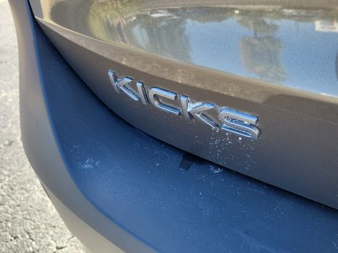 Certified 2025 Nissan Kicks SV FWD image 8