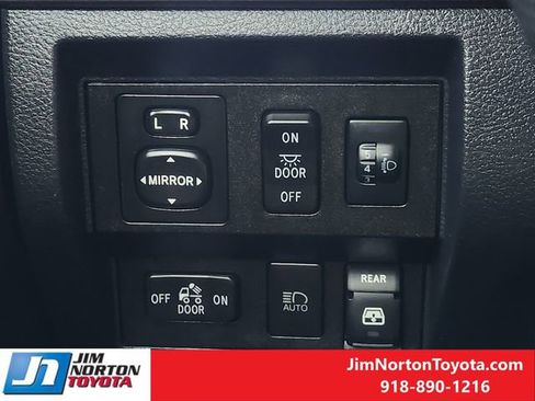 Used 2019 Toyota Tundra SR5 image 25