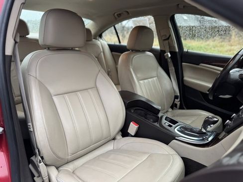 Used 2013 Buick Regal Premium image 20