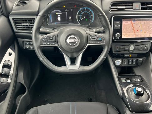 Used 2023 Nissan Leaf SV Plus image 14