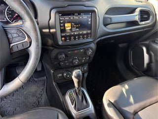 Used 2019 Jeep Renegade Limited w/ UConnect 8.4 Nav Group AWD/4WD image 21