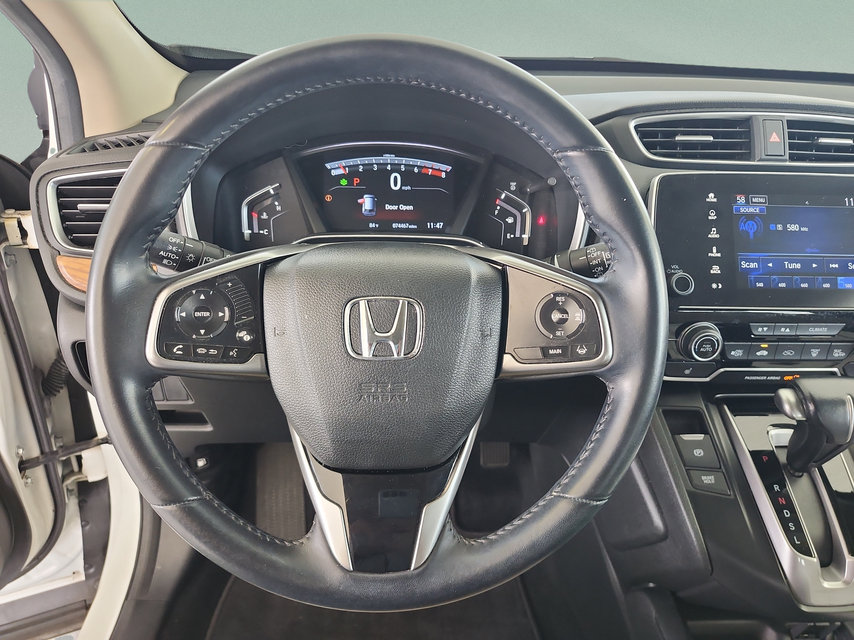Used 2018 Honda CR-V Touring image 10