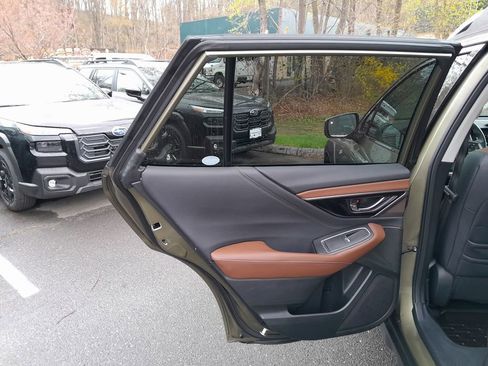 Used 2023 Subaru Outback Touring XT AWD/4WD image 31