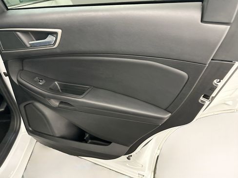 Used 2024 Ford Edge SEL AWD/4WD image 30