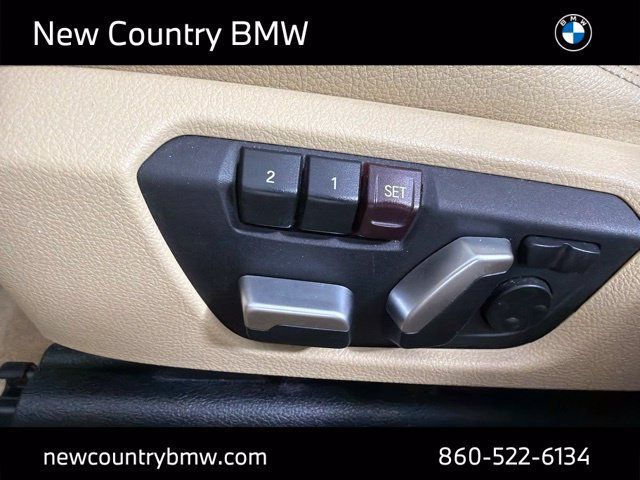 Used 2016 BMW 328i xDrive Sedan AWD/4WD image 12