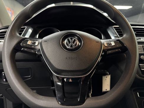 Used 2019 Volkswagen Tiguan S FWD image 23