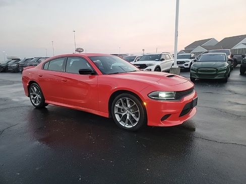 Used 2023 Dodge Charger GT image 3