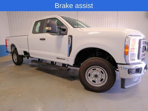 New 2025 Ford F250 XL w/ XL Chrome Package image 10