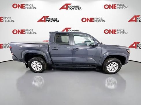 Certified 2024 Toyota Tacoma SR5 AWD/4WD image 9