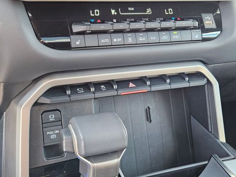 Used 2025 Toyota Sequoia SR5 AWD/4WD image 36