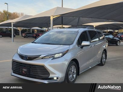 Used 2024 Toyota Sienna XLE