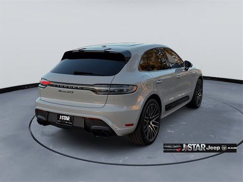 Used 2023 Porsche Macan GTS image 5