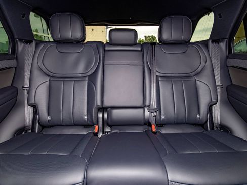 New 2026 Land Rover Range Rover Sport SE AWD/4WD image 45