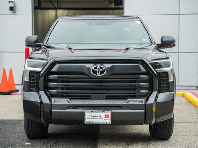 New 2026 Toyota Tundra SR5 w/ SR5 Convenience Package