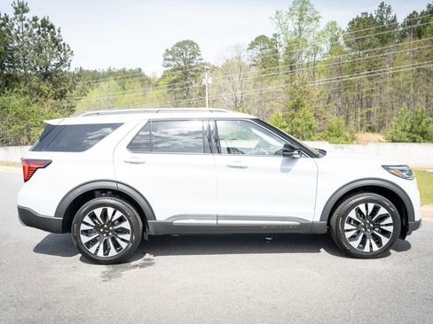 New 2026 Ford Explorer Platinum image 20
