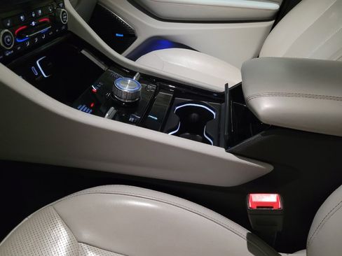 Used 2022 Jeep Grand Cherokee Overland image 26