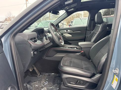 Used 2025 Ford Explorer ST w/ Sun And Sound Package image 28