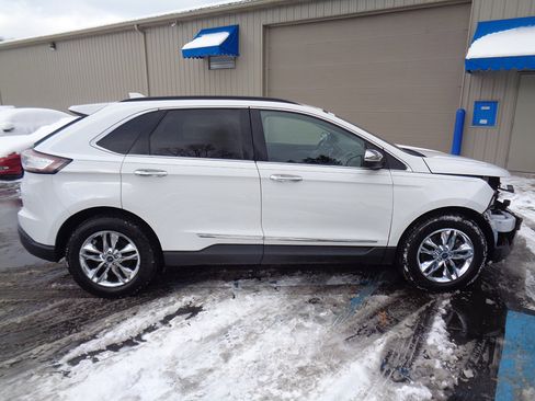 Used 2015 Ford Edge SEL image 7