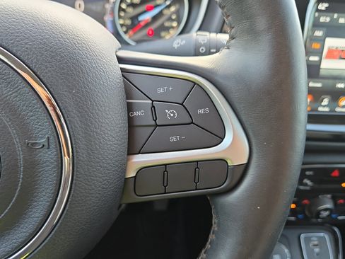 Used 2017 Jeep Compass Limited AWD/4WD image 24