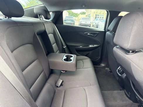 Used 2024 Chevrolet Malibu LT FWD image 13