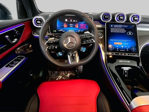 Used 2025 Mercedes-Benz GLC 43 AMG 4MATIC image 6
