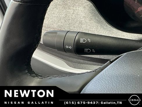 Used 2022 Jeep Compass Latitude AWD/4WD image 33