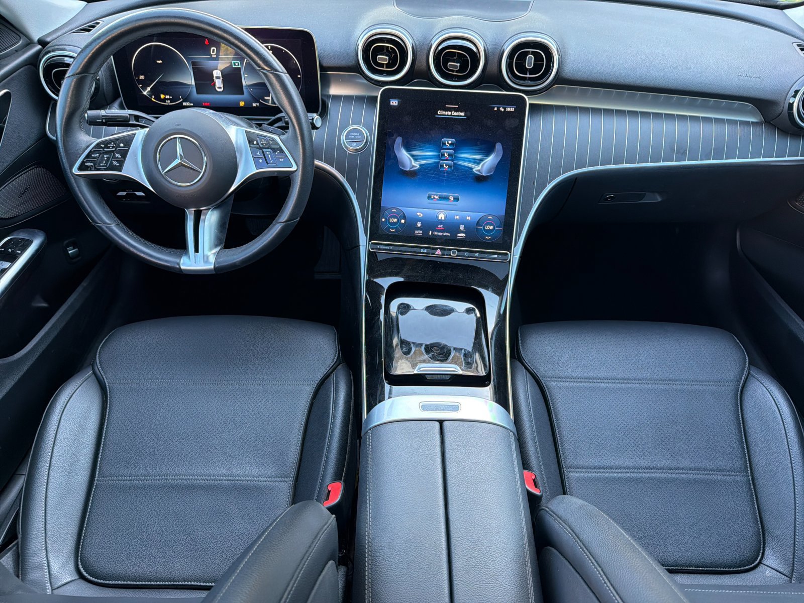 Used 2023 Mercedes-Benz C 300 Sedan image 12