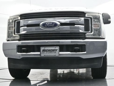 Used 2017 Ford F250 XLT AWD/4WD image 43