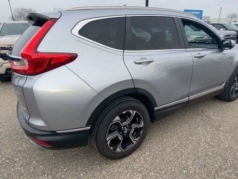 Used 2017 Honda CR-V Touring image 2