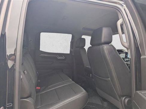 Used 2024 Chevrolet Silverado 1500 LT w/ Leather Package AWD/4WD image 14