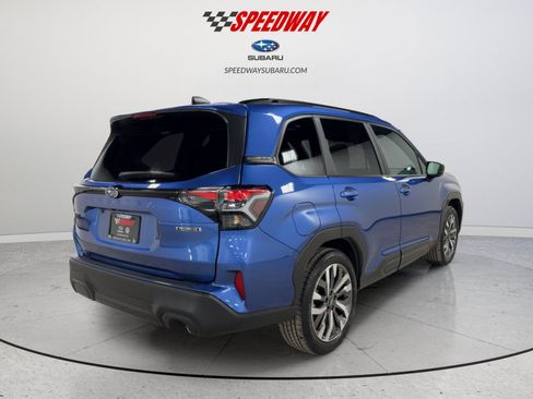 Used 2026 Subaru Forester Touring AWD/4WD image 9
