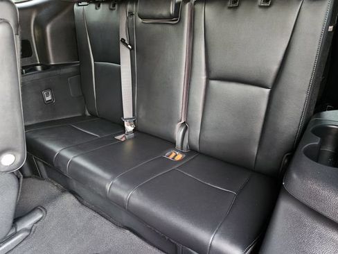 Used 2023 Toyota Highlander XSE FWD image 31