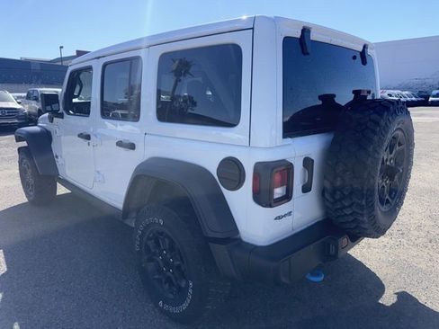 Used 2023 Jeep Wrangler Unlimited w/ Sun & Screen Package AWD/4WD image 7