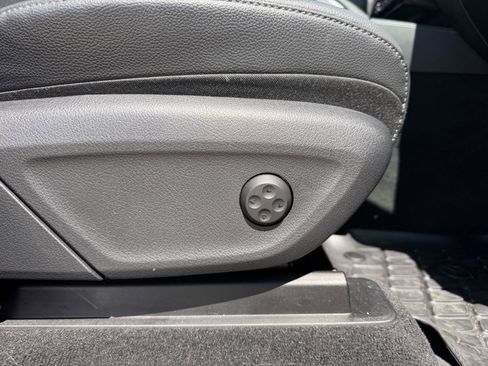 Used 2022 Mercedes-Benz GLE 350 image 32