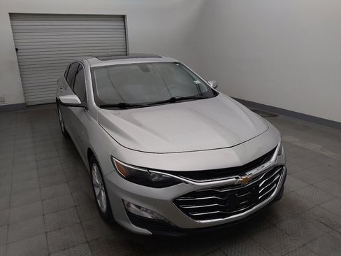 Used 2022 Chevrolet Malibu LT FWD image 14