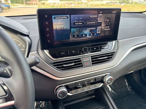 Used 2026 Nissan Altima 2.5 SR FWD image 16