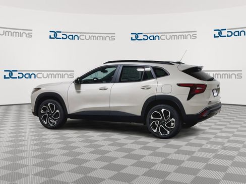 New 2026 Chevrolet Trax RS w/ Driver Confidence Package image 6