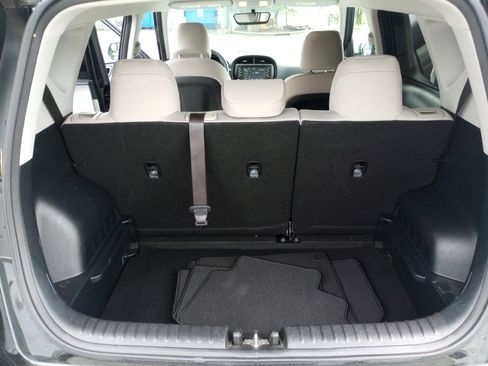 Used 2021 Kia Soul LX FWD image 17