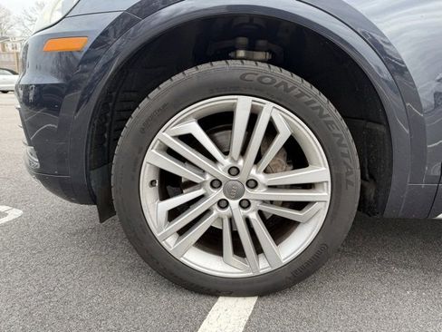 Used 2018 Audi Q5 2.0T Premium Plus w/ Premium Plus Package image 12