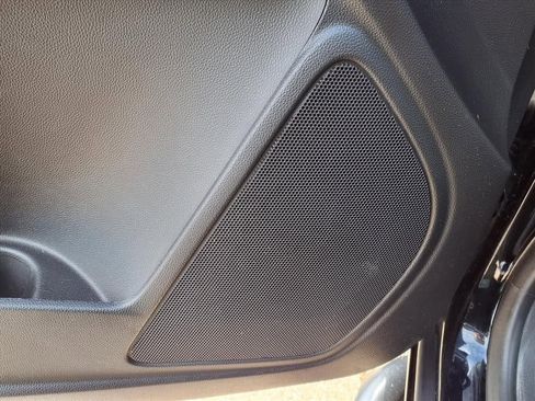 Used 2017 Chevrolet Colorado Z71 image 14