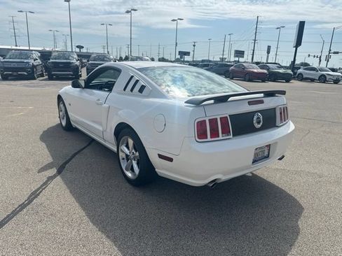Used 2008 Ford Mustang GT Premium RWD image 3
