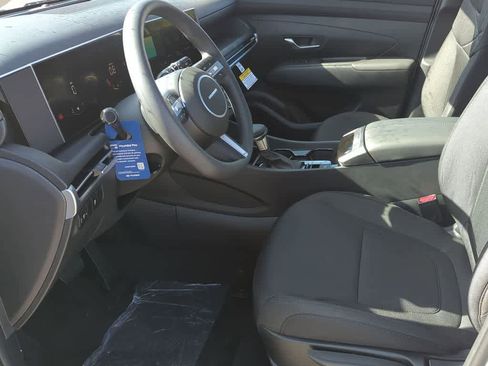 New 2026 Hyundai Tucson SE image 16