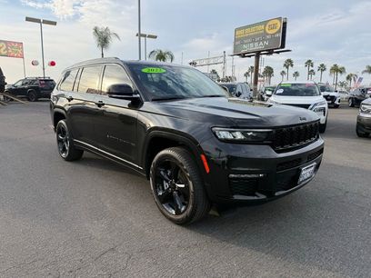 Used 2022 Jeep Grand Cherokee L Limited w/ Black Appearance Package