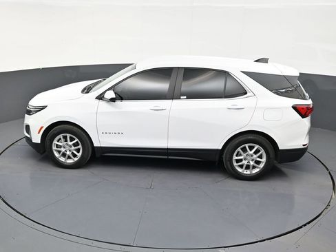 Used 2024 Chevrolet Equinox LT FWD image 13