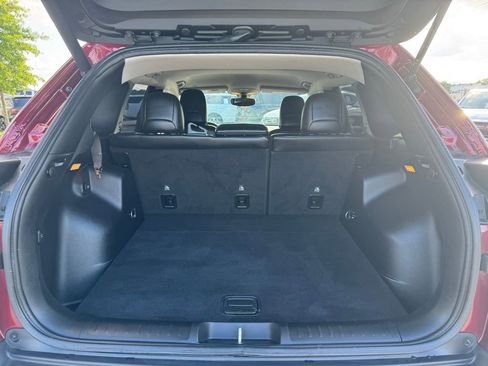 Used 2019 Jeep Cherokee Latitude Plus FWD image 25