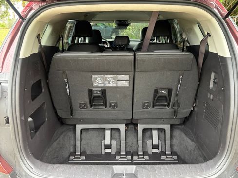 Used 2026 Kia Carnival FWD image 34