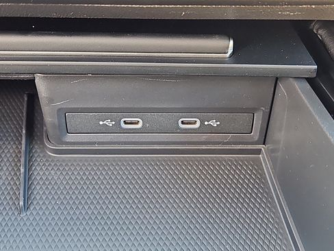 New 2026 Volkswagen Atlas SE image 11