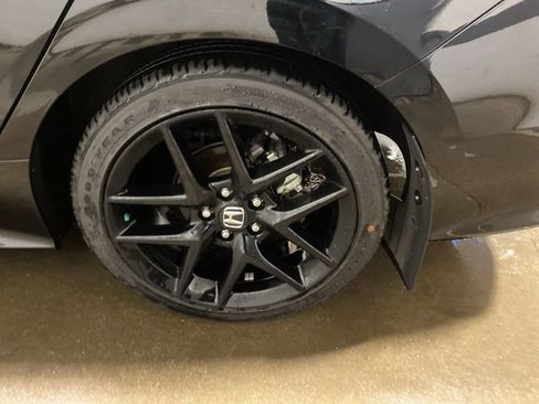 Certified 2025 Honda Civic Sport image 15